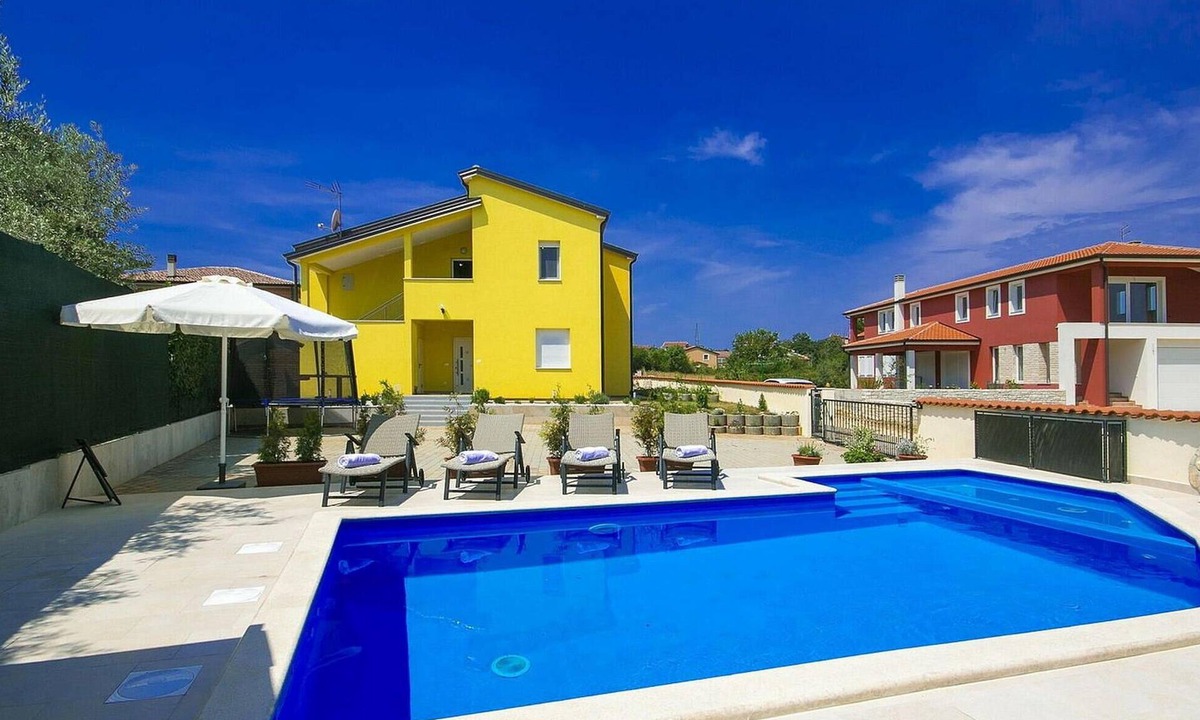 Kastel Apartment | 2 bedroom beautiful apartment in Buje
