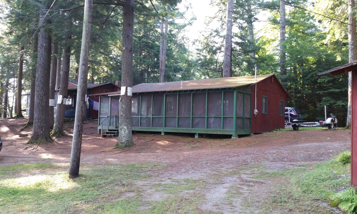 Litchfield Cabin | 2 bedroom fully furnished camp on Tacoma Lakes, Litchfield
