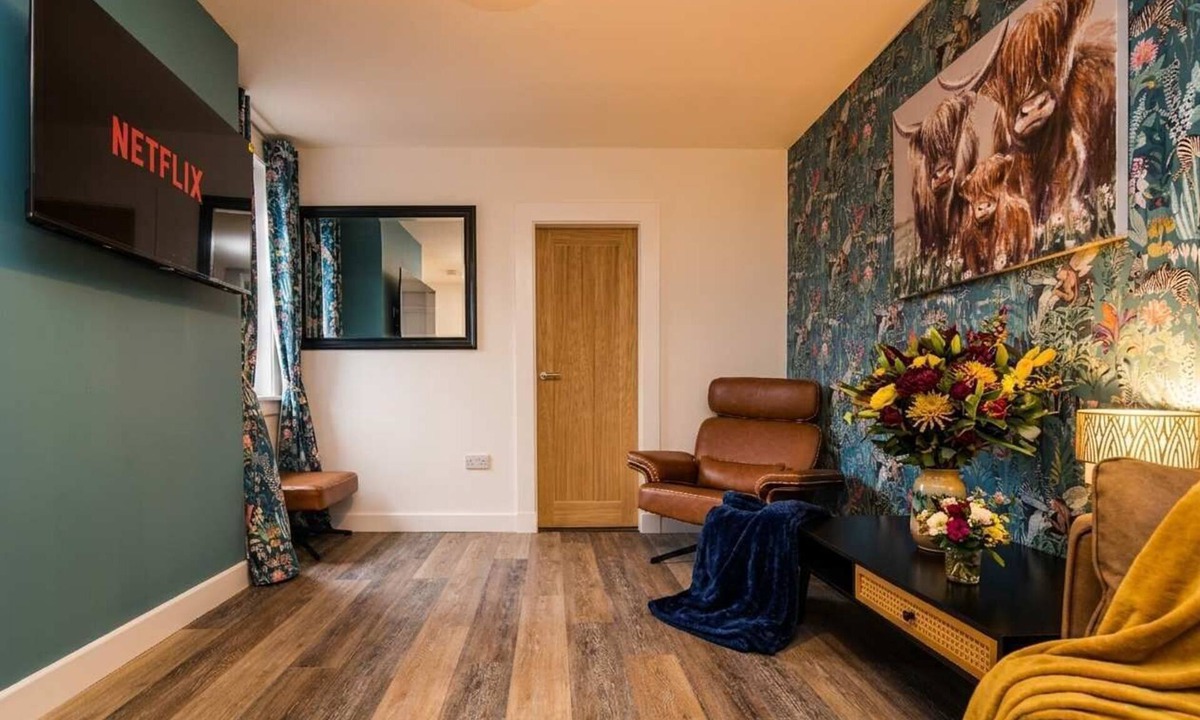 Prestonpans House | 2BR Near Portobello & Musselburgh - Free Parking - Fast Wi-Fi