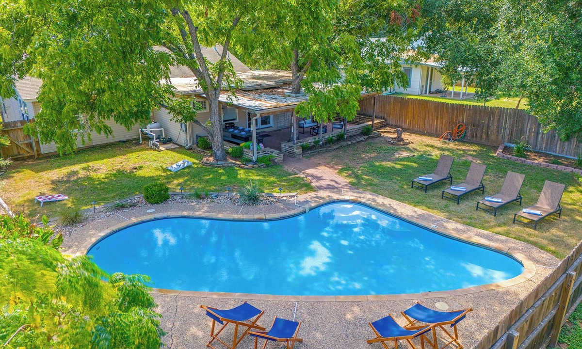 Fredericksburg House | Ask for Promotion Pricing! Hot Tub, Pool, Pets, Near DT, Quiet, Games!