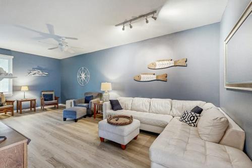Sun Ridge House | Bayside Resort- 11490 West Sand Cove