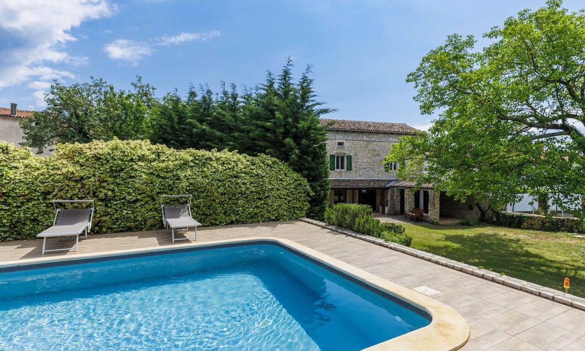 Smoljanci Villa | Beautiful private villa for 8 guests with private pool, A/C, WIFI, TV, terrace and panoramic view
