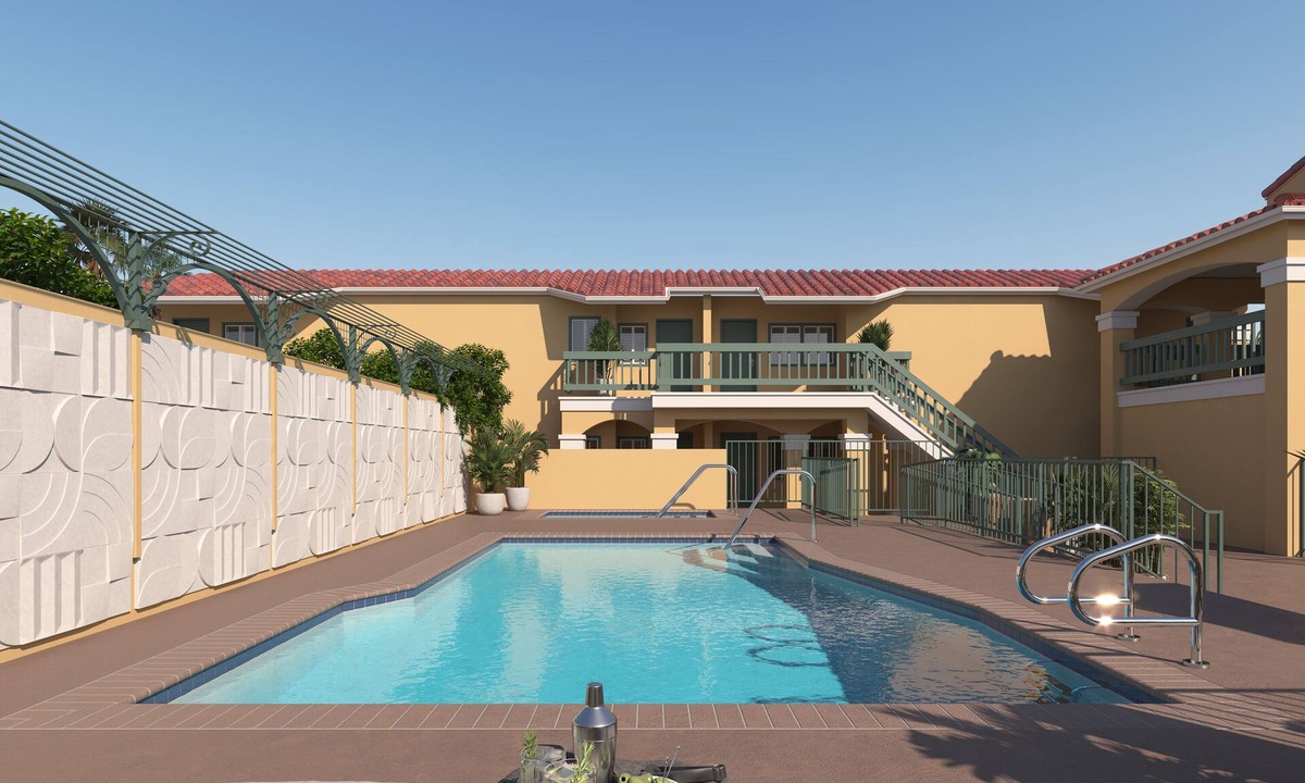 Diamond Crestview Hotel | Boutique Hotel | Rooftop Ocean Views + Pool + Hot Tub | Walk to Everything