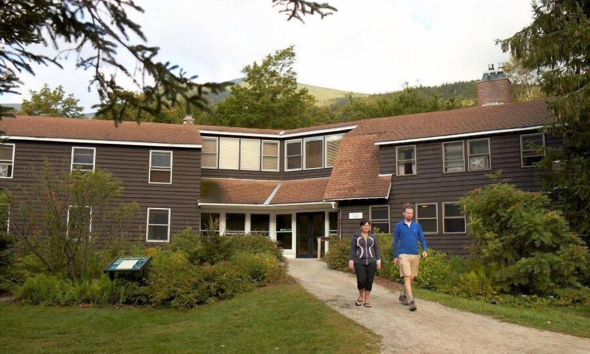 Pinkham's Grant Condo | Boutique Hotel Room, 2 Bunks, Shared Bathrooms