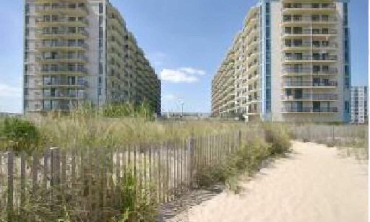 North Ocean City Condo | Braemar Towers, Ocean City, MD, USA, unit 911, ocean view at 131st Street