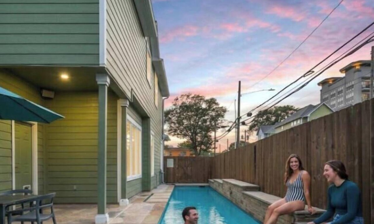 Houston Heights House | Charming 4BR Home in Houston Heights