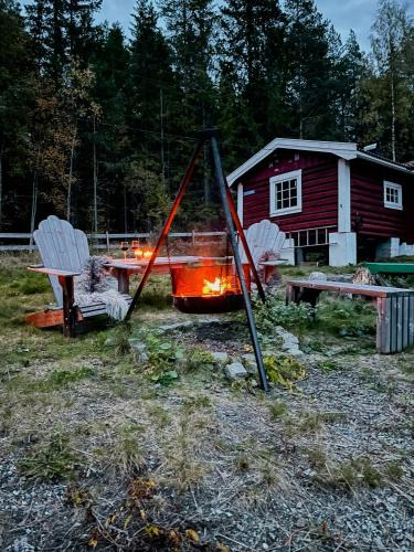 Aurskog-Holand House | Charming Old Forest Cabin An Hour From Oslo