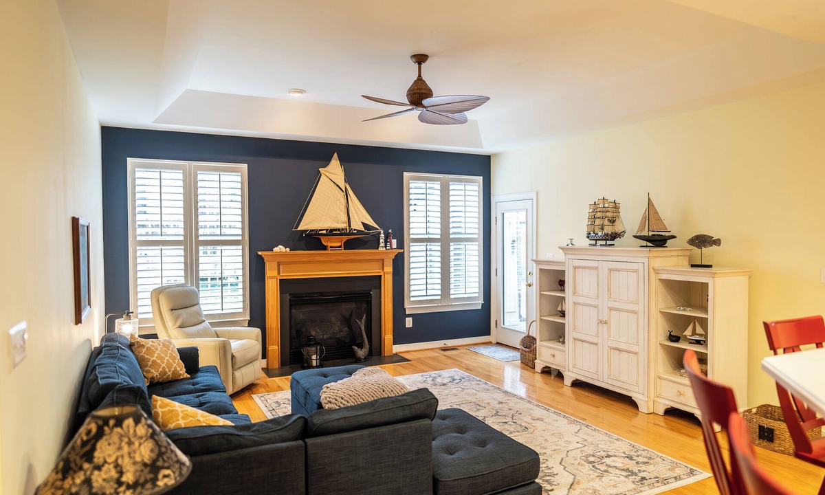Villages of Five Points House | Coastal Beauty-Bike to Beach