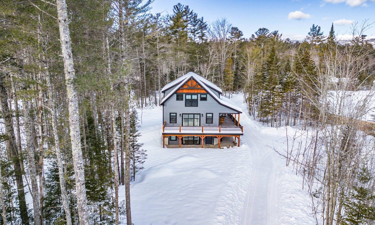 Bethel Ski Chalet | Cobblestone House: 4 BR, 3.5 BA Chalet in Bethel, Sleeps 10