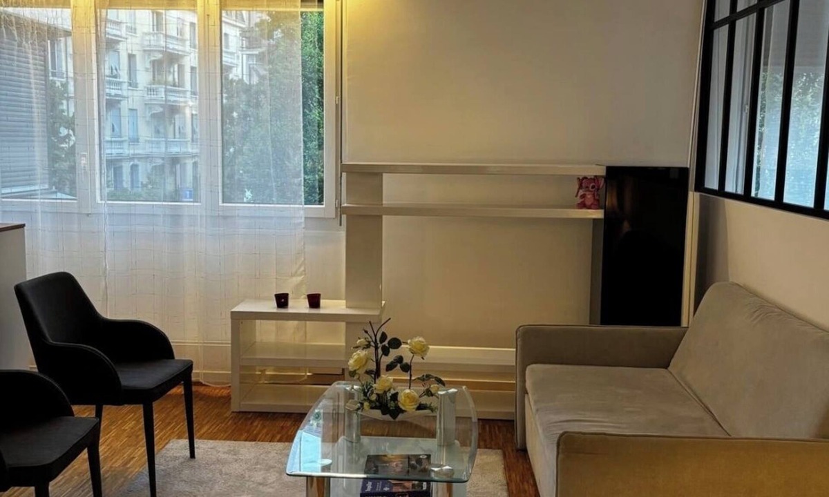 Lausanne Apartment | Cozy and Modern Apartment in a Great Location