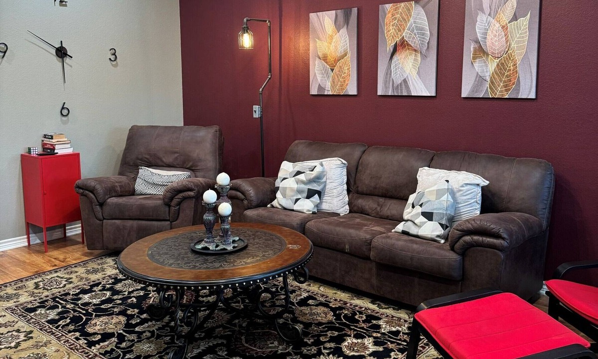Westfield Village House | Cozy, Family Friendly 3-bedroom 2-bath house in South College Station