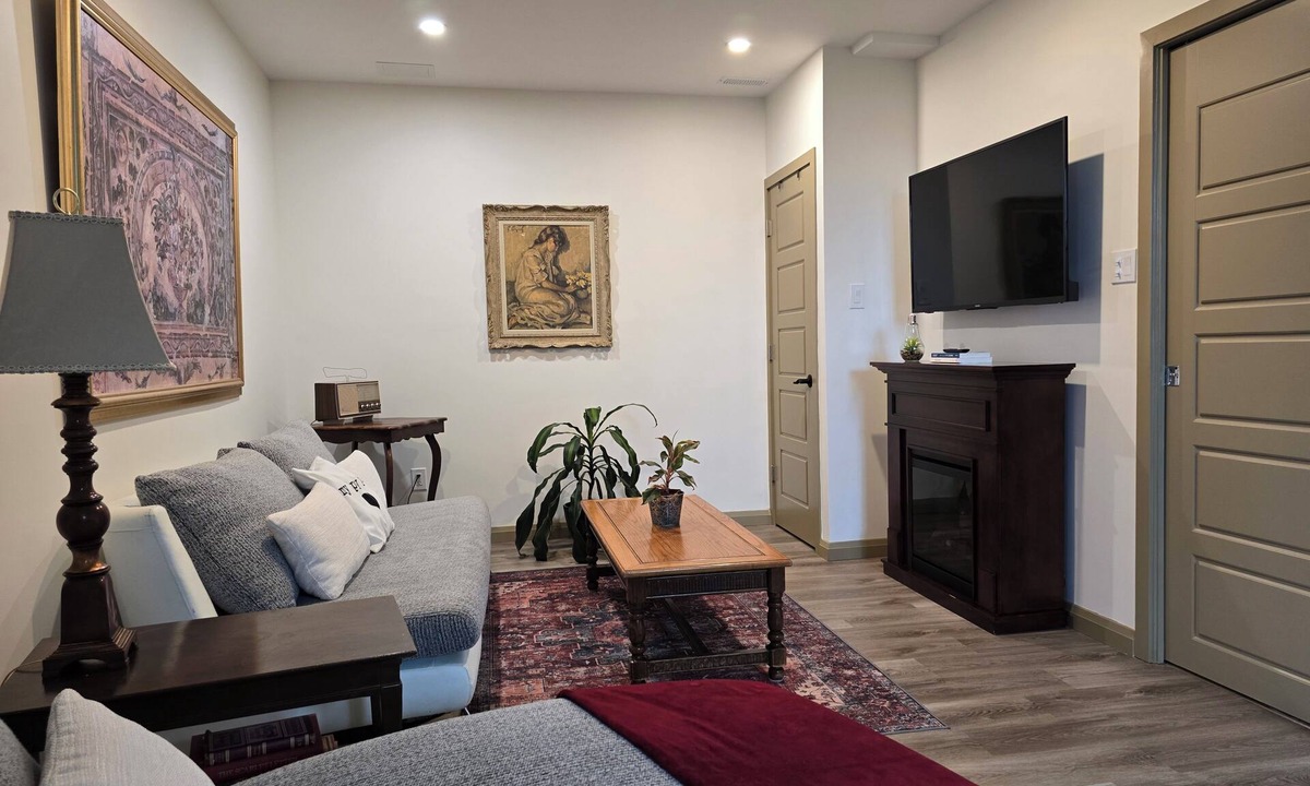 Clarence-Rockland Apartment | Enjoy a taste of country living in the charming town of Clarence-Creek!