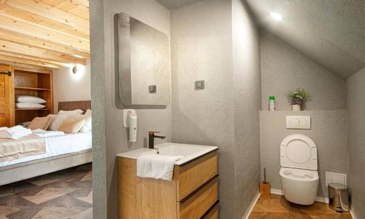 Rastovaca House | Family Resort Plitvice Lakes- Mountain view (Tina)