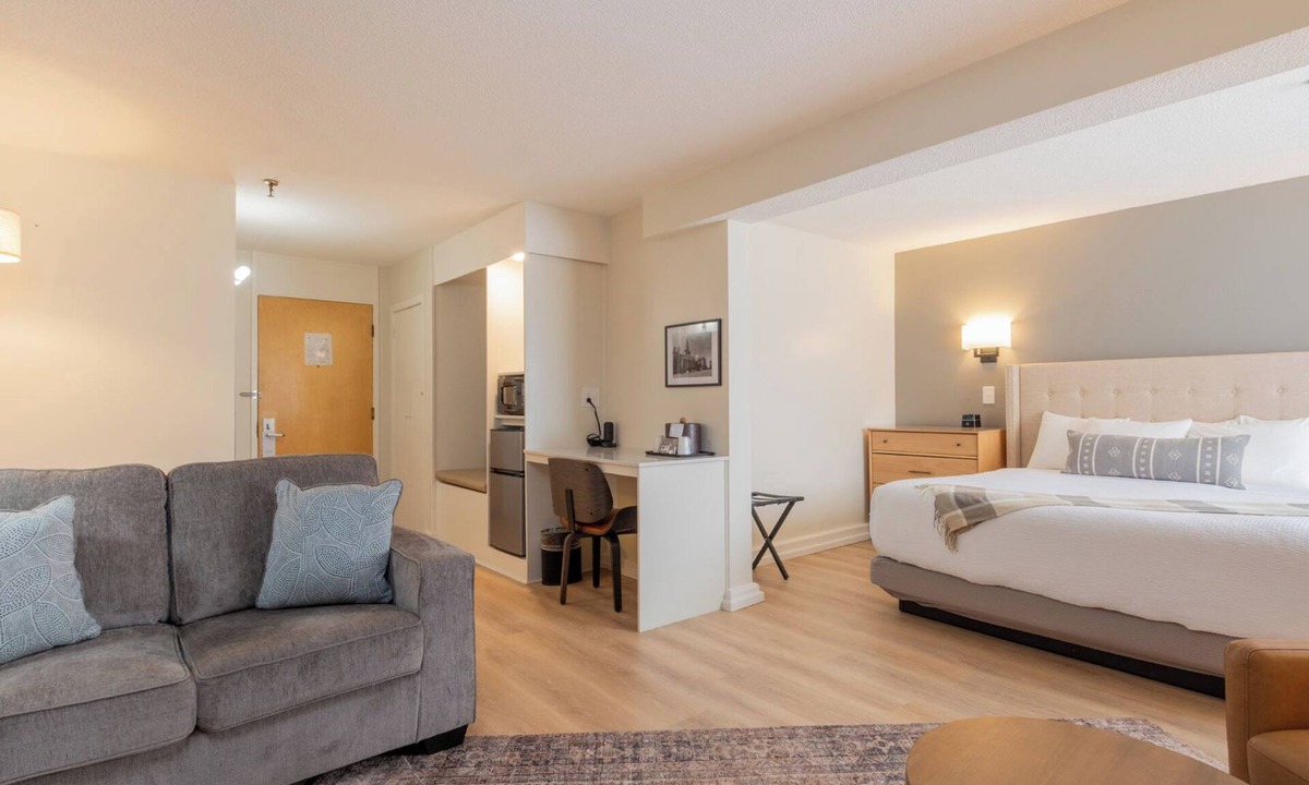 Waterville Hotel | Fireside Inn & Suites Waterville