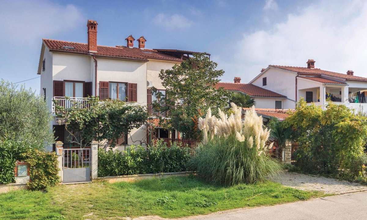 Valbandon Apartment | Gorgeous apartment in Fazana with WiFi