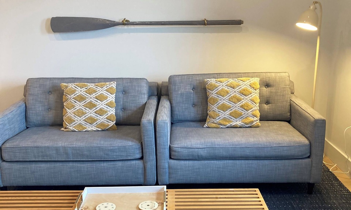 New Castle Apartment | Great Island Inn - 1BR Duplex Apartment - harbor View