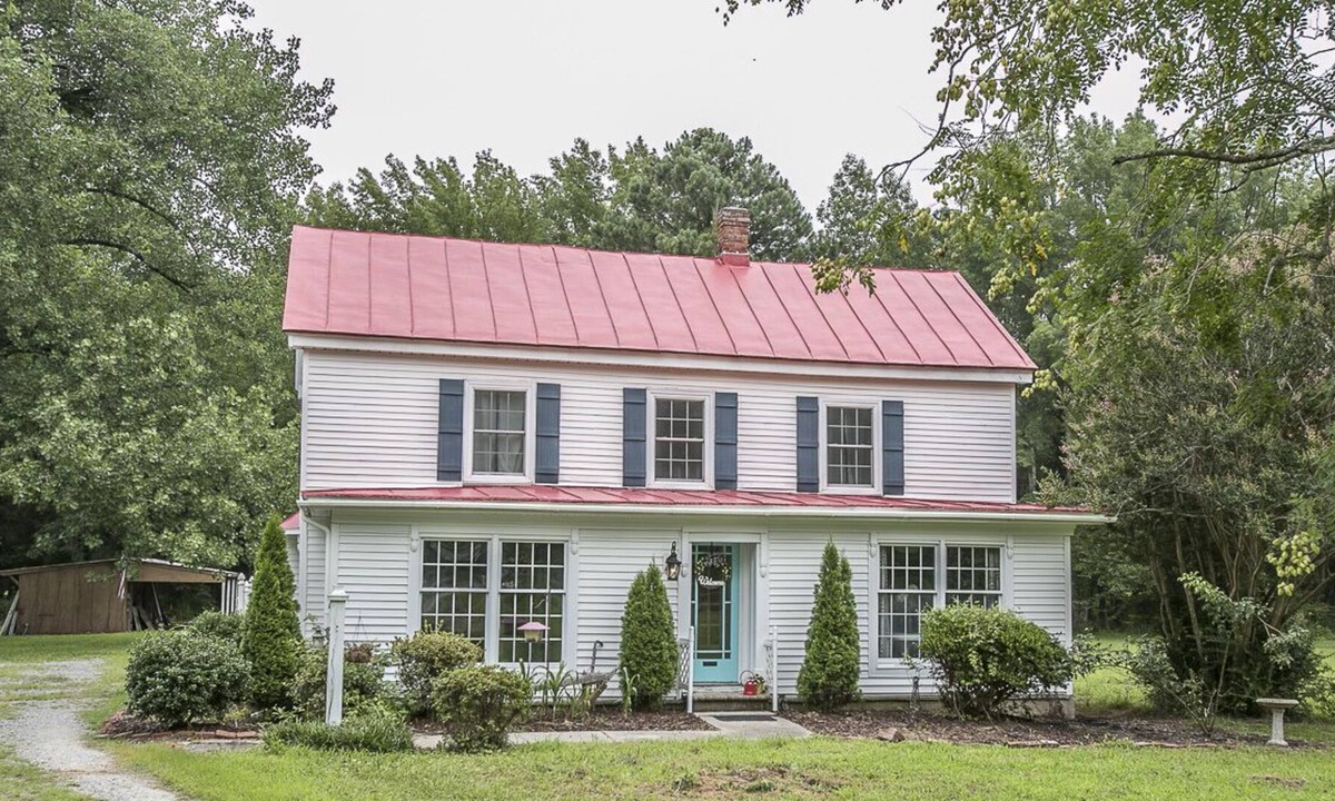 Ware Other | Historic Farmhouse. Peace & Quiet on 5 acres