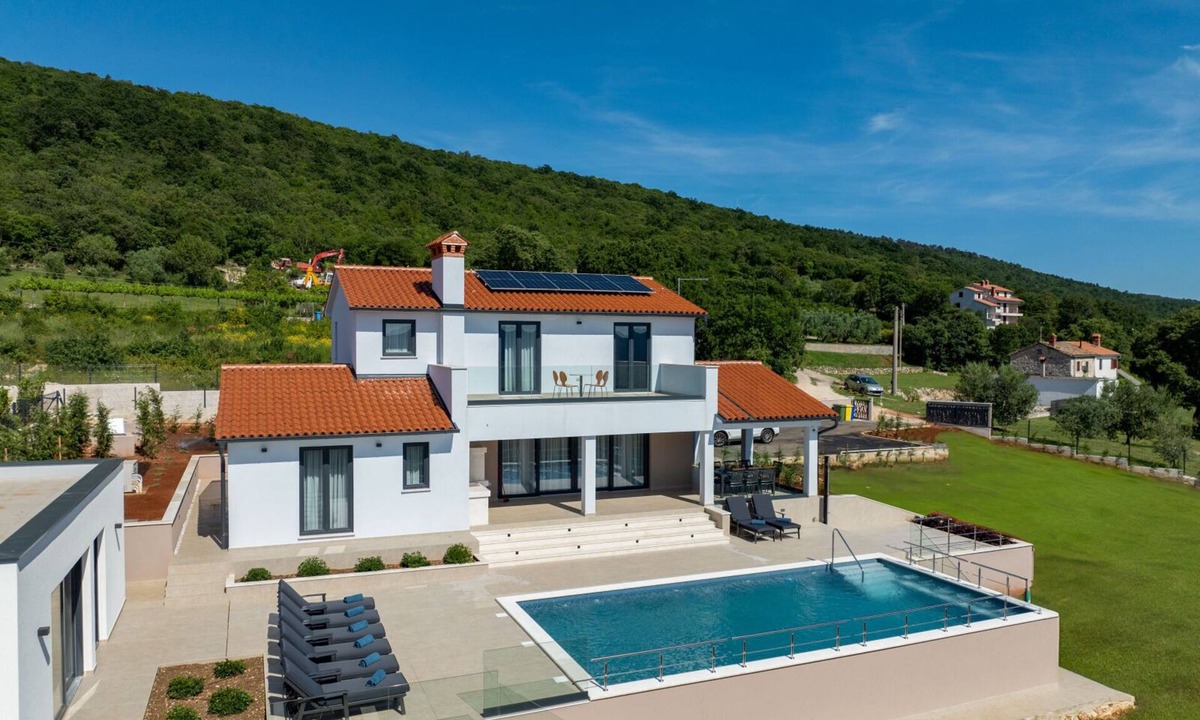 Brgod House | Holiday Home in Kapelica with Seaview, Terrace, Air condition, WIFI (5207-1)