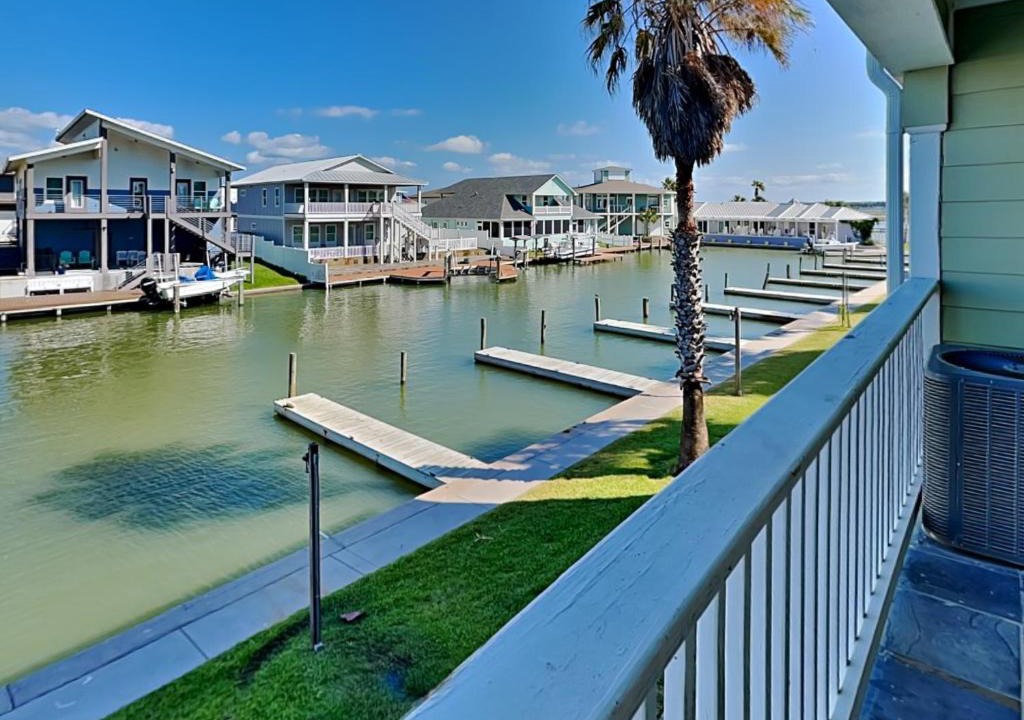 Rockport Apartment | Kontiki Beach Resort #222