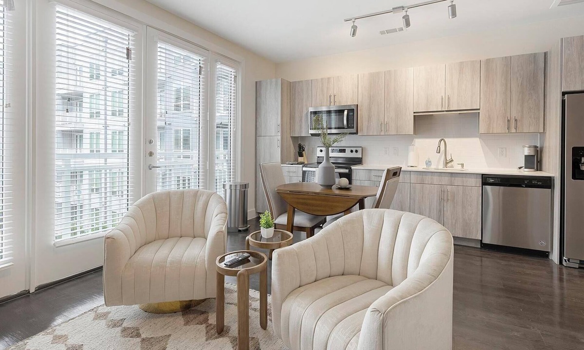 Fort Worth Apartment | Landing | Amazing Studio in Bricktown