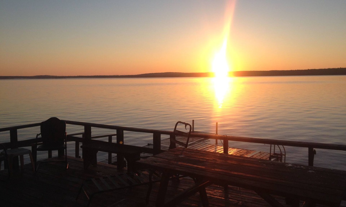Brownville Cabin | Let nature wash away your stress on Schoodics’ crystal clear and spring fed lake