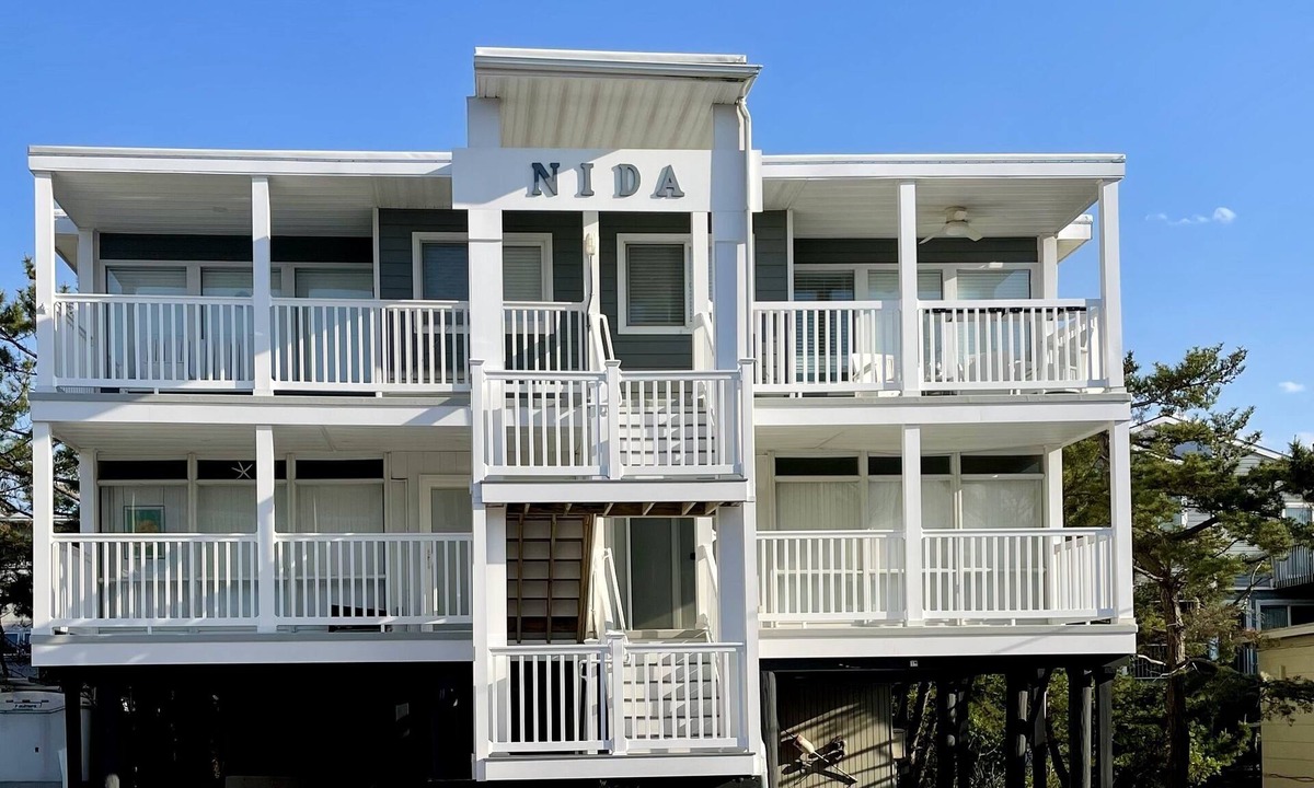 Bethany Beach Condo | Lovely 3 bedroom condo about 150 steps to the sandy beach.