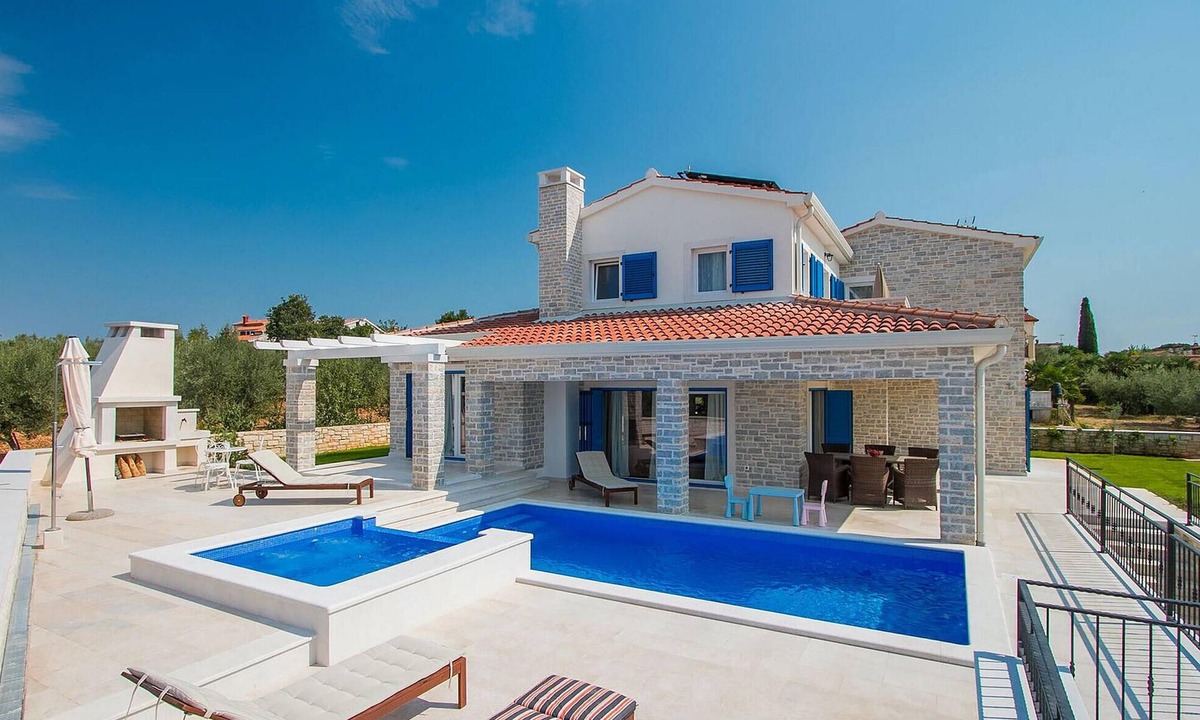 Vabriga House | Lovely home in Porec with sauna