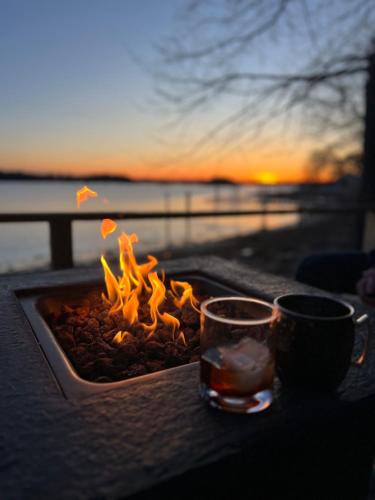 Dover House | Lovely Waterfront Suite, New Hampshire Seacoast
