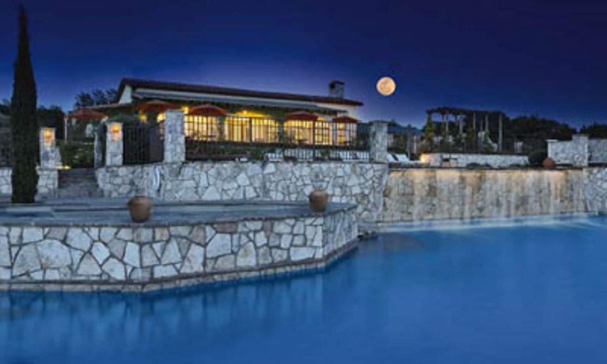 Ingram Resort | Miles of walking, hiking or biking trails!