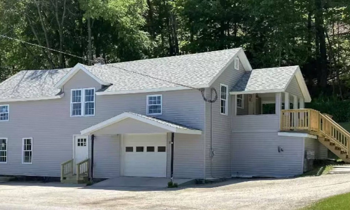 Proctor House | Mountain View's Minutes to Killington!