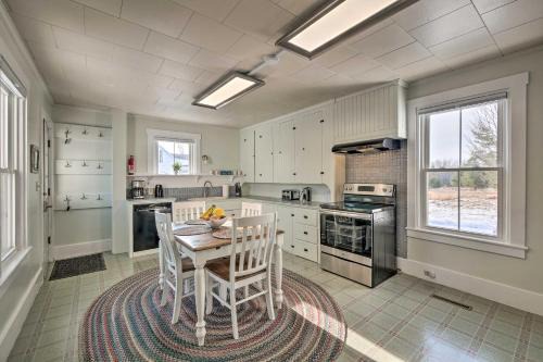 Waldoboro House | Near Lakes, Bay & Trails! Historic Waldoboro Gem