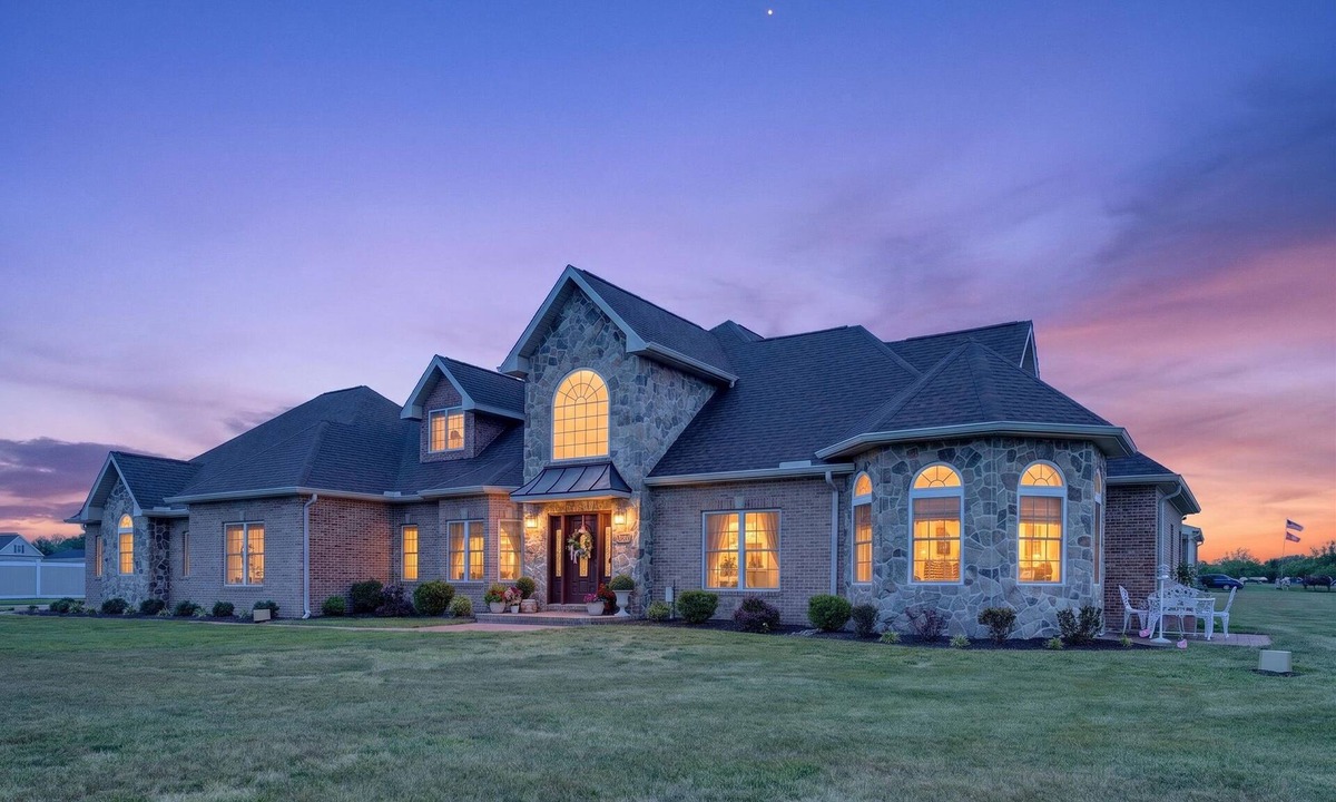 Milford House | NEW! Milford Quiet Coastal Retreat 3BR Sleeps 8