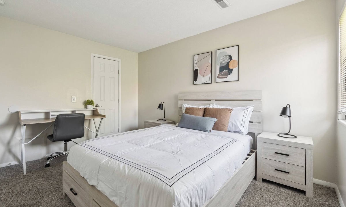 Columbus Apartment | Northwoods 8122-3B I Comfy 1 Bed 1 Bath