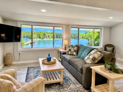 Steuben House | Oceanfront Cottage on Private Island