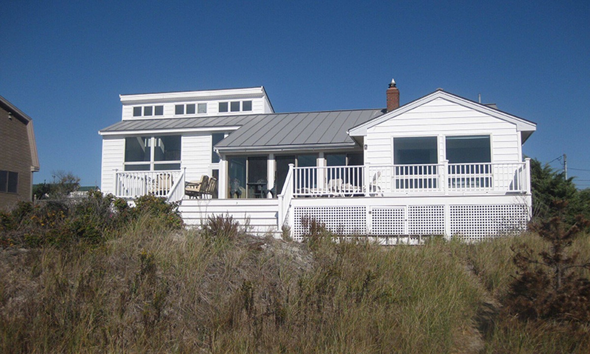 Scarborough House | Oceanfront House - Sweeping Views and Lots of Space