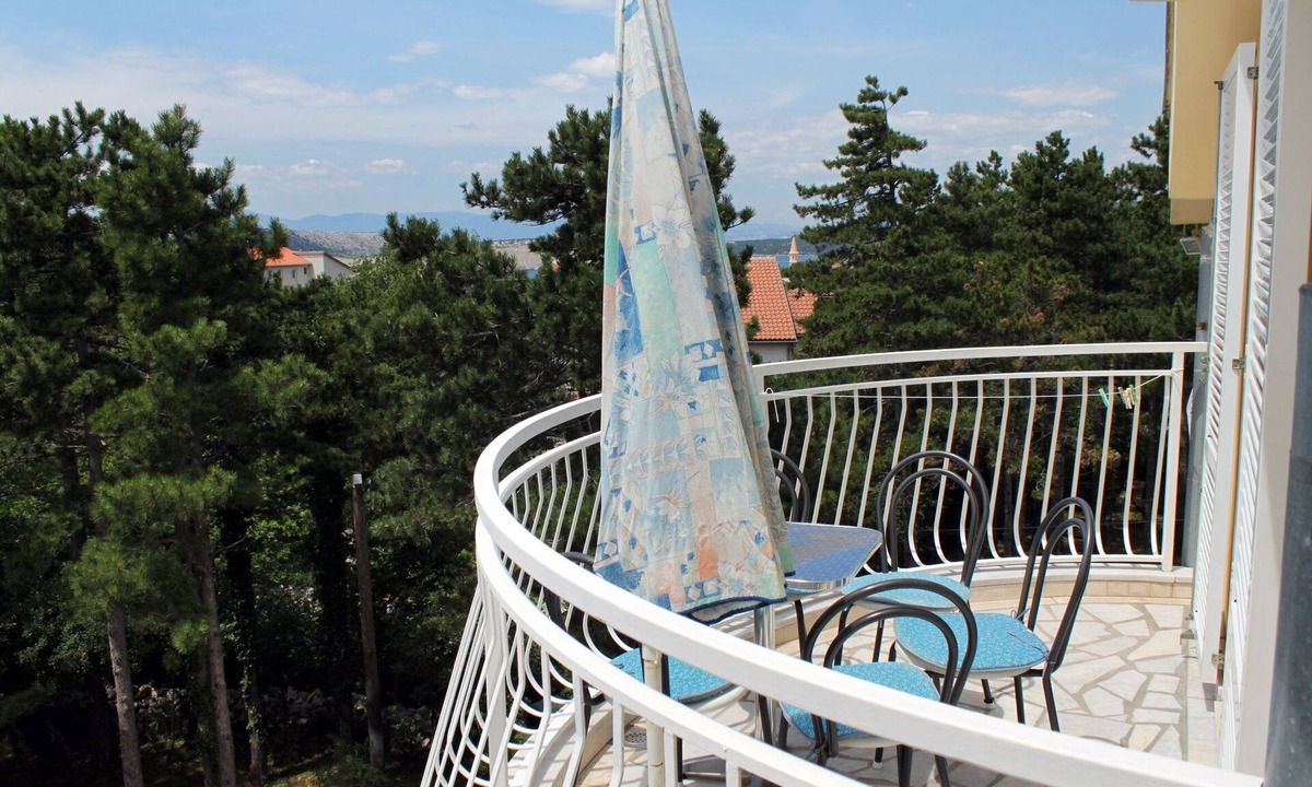 Jadranovo Apartment | One bedroom apartment with a swimming pool Jadranovo (Crikvenica) (A-3238-c)