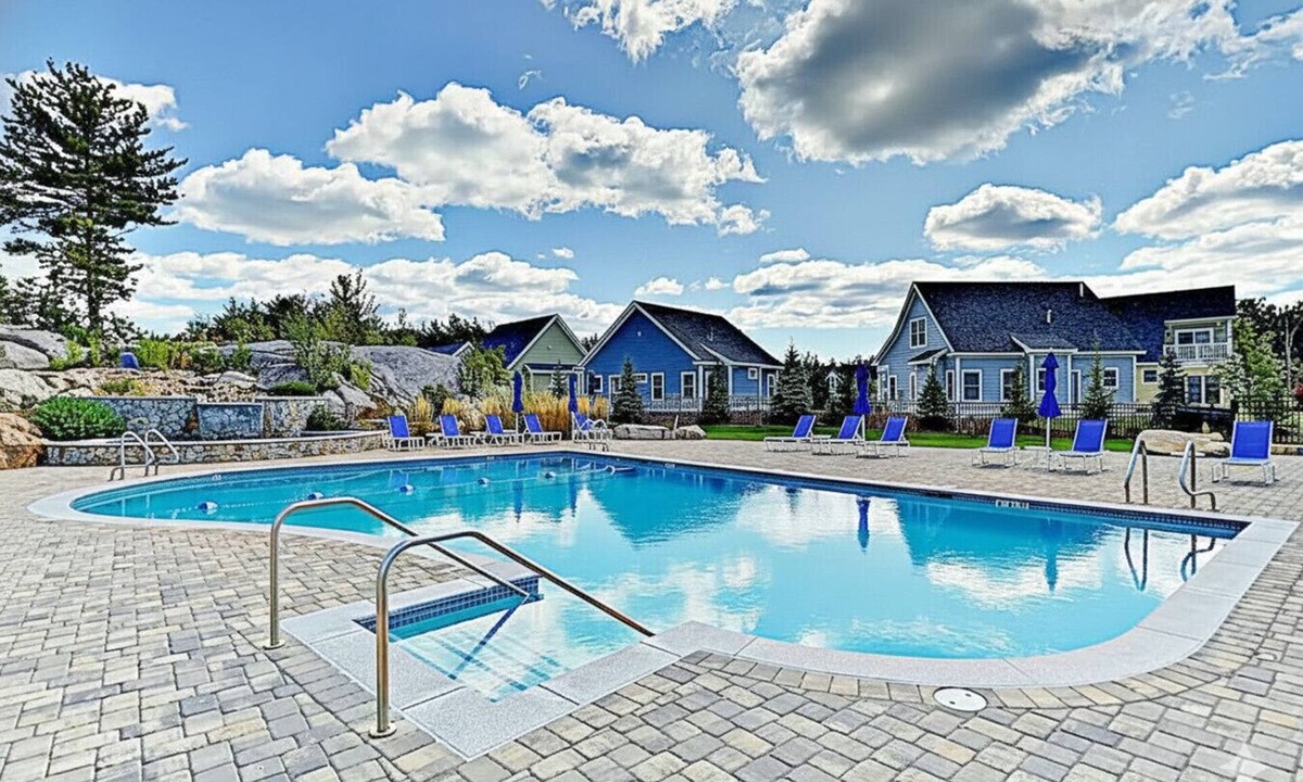 Arundel House | Peaceful Cottage Retreat with Pool, Trails & Easy Access to Kennebunkport