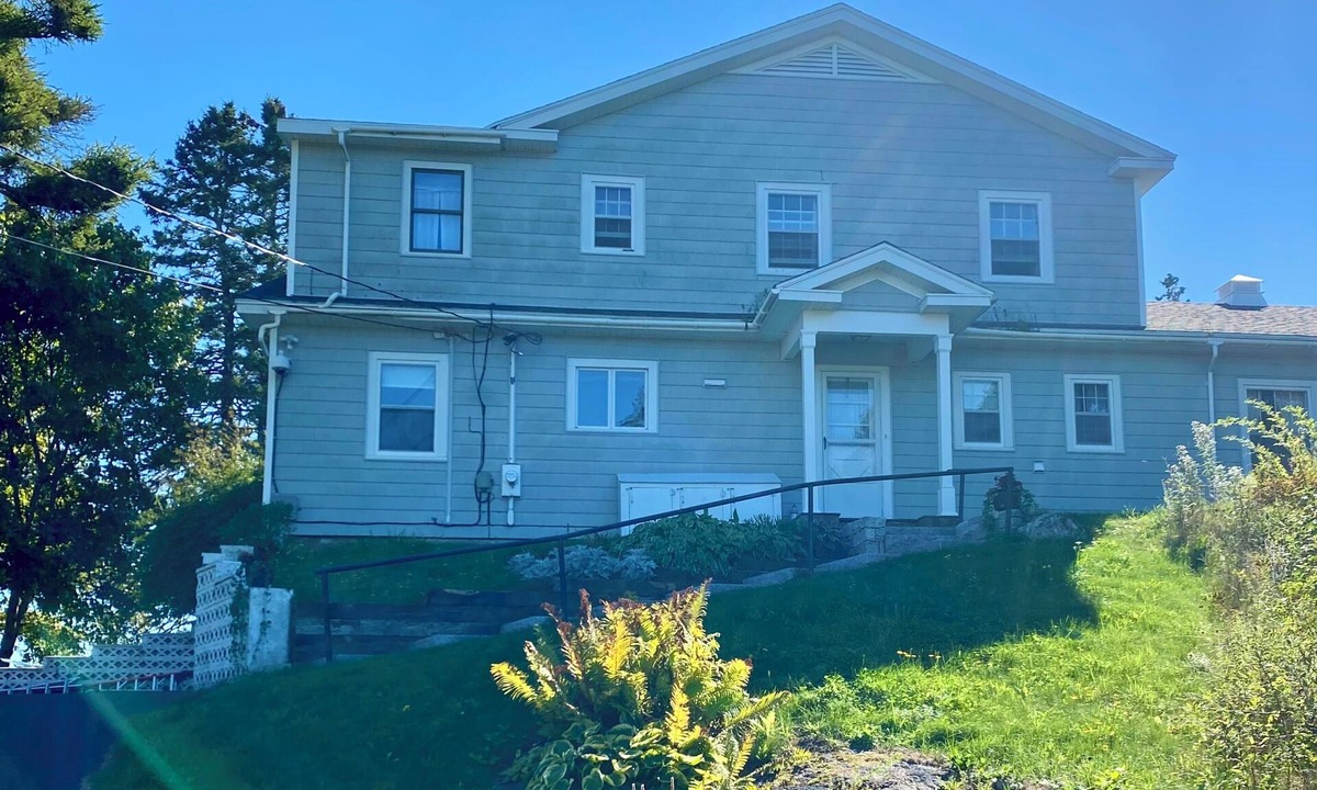 Port Clyde House | Port Clyde Village 5 bedroom water front home