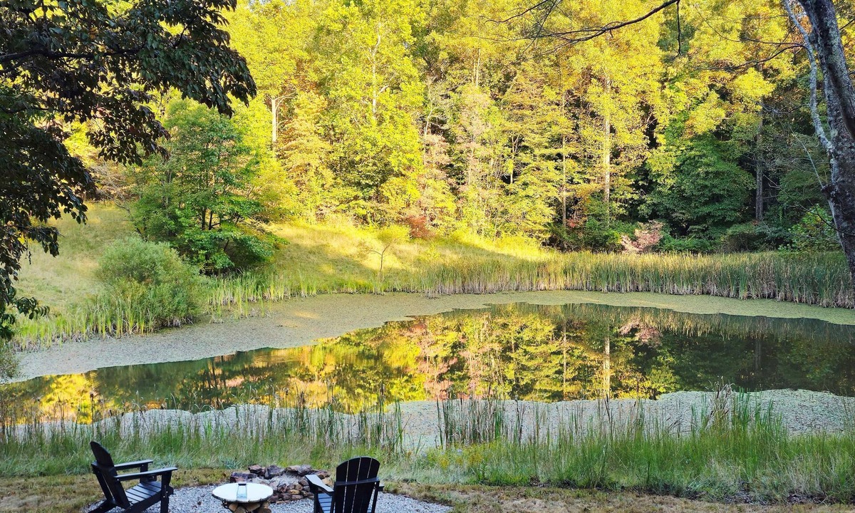 Laurelville House | Private Adults-Only Retreat Bungalow | Hocking Hills Nature Preserve