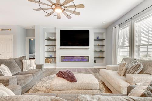 Maryus House | Private Beach & Deck: Bayfront Home in Hayes!