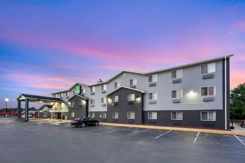 Delaware Hotel | Quality Inn & Suites Delaware South