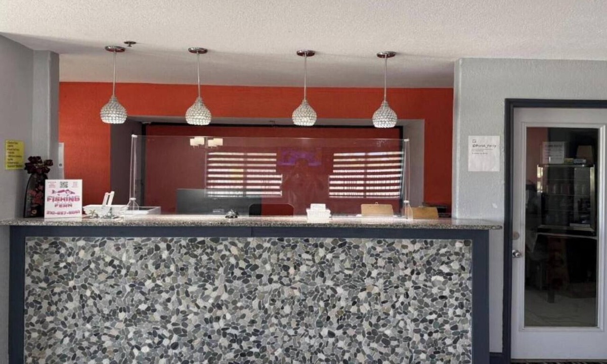 Aransas Pass Apartment | Queen Bed Accessible|Nsmk