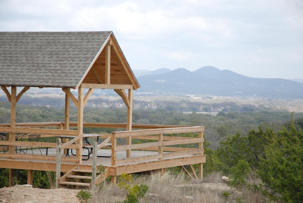 Utopia House | Quiet Utopia Retreat: Deck & Hill Country Views