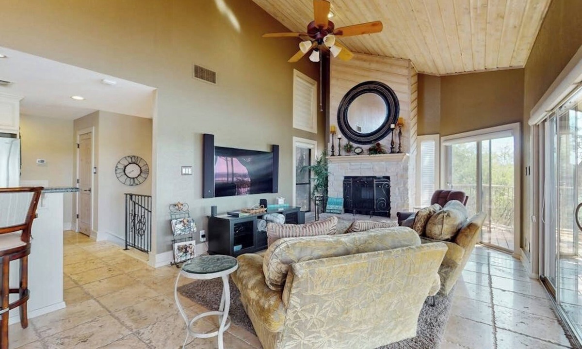 Spicewood Condo | Refined panoramic paradise on Lake Travis with boat launch and Tesla charger