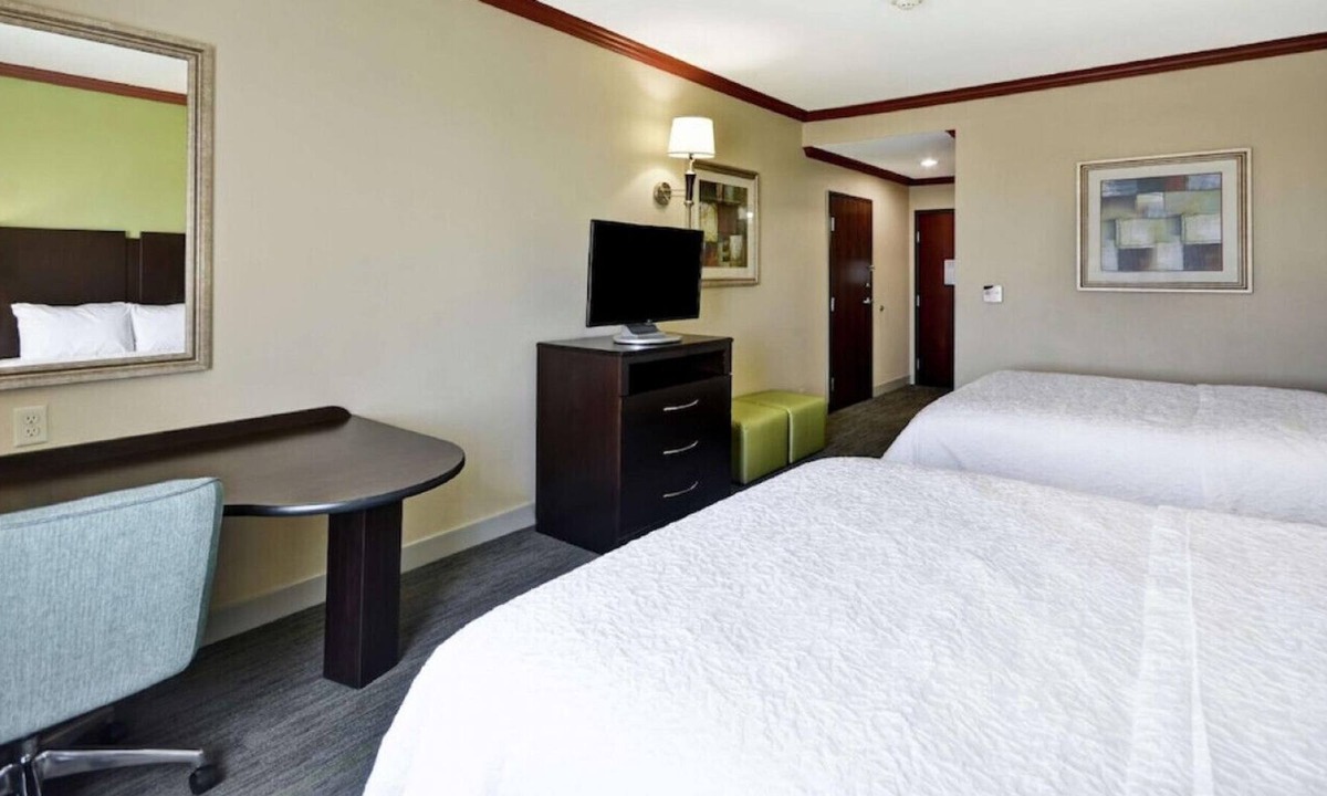 Central City House | Room w/ Refined Elegance! Best for Groups!