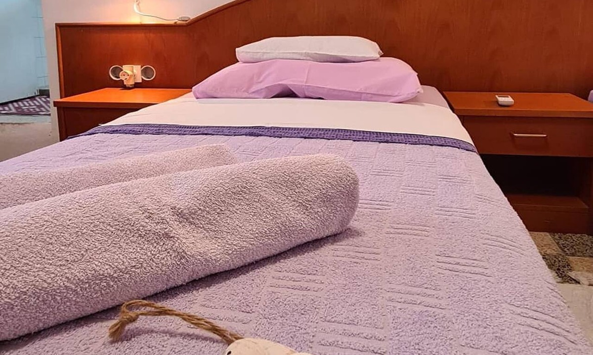 Lopud Island Apartment | Rooms Milena - Double or Twin Room with Private Bathroom