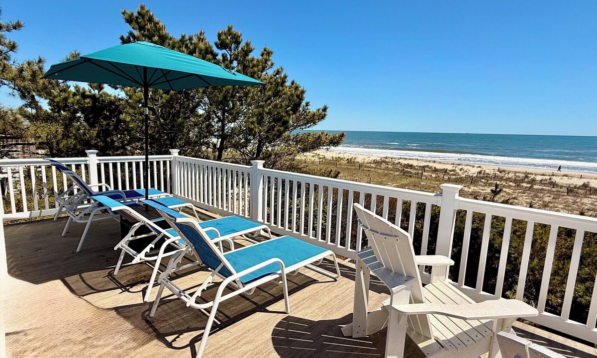 Bethany Beach Cottage | Salty Paws Beach Cottage - Just Steps From the Shoreline!