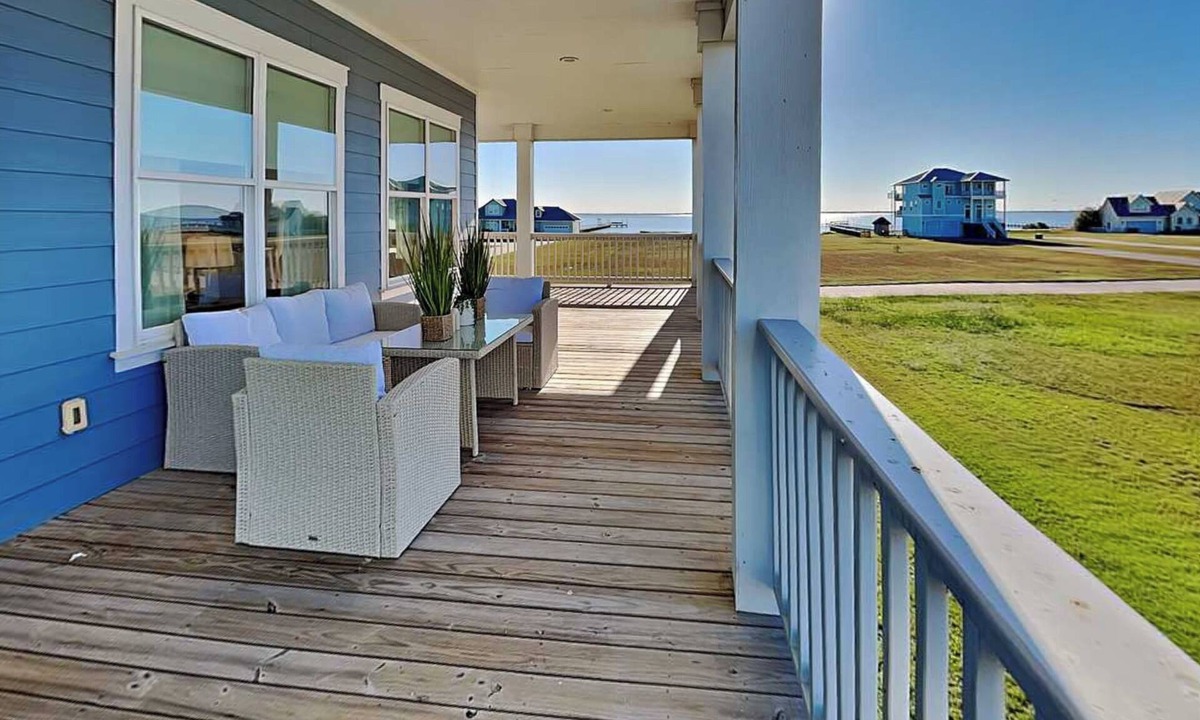 Rockport Cottage | Salty Sunrise by Miss Kitty’s