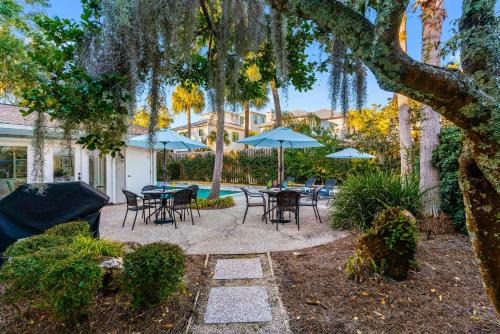 East Beach House | Sea Spell - 4320 Fourth Street East Beach