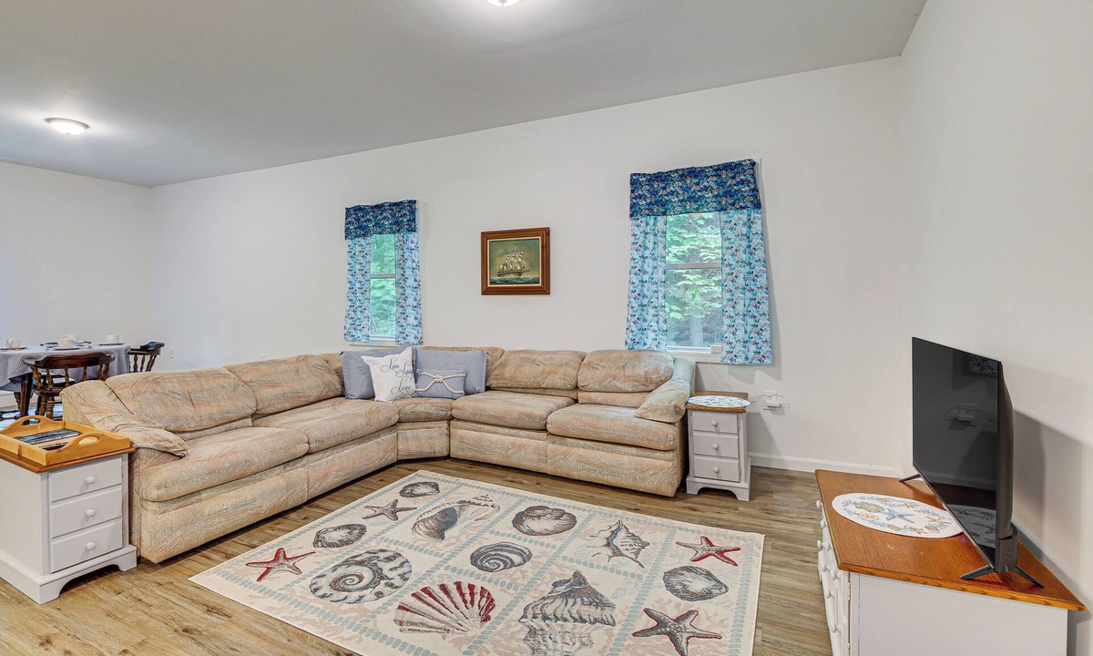 Orland Cottage | Secluded Orland Cottage w/Grill, Near State Parks